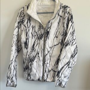 SO Reversible Black and White Puffer Jacket with Stand-Up Collar